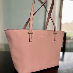 Beautiful pink Kate Spade purse